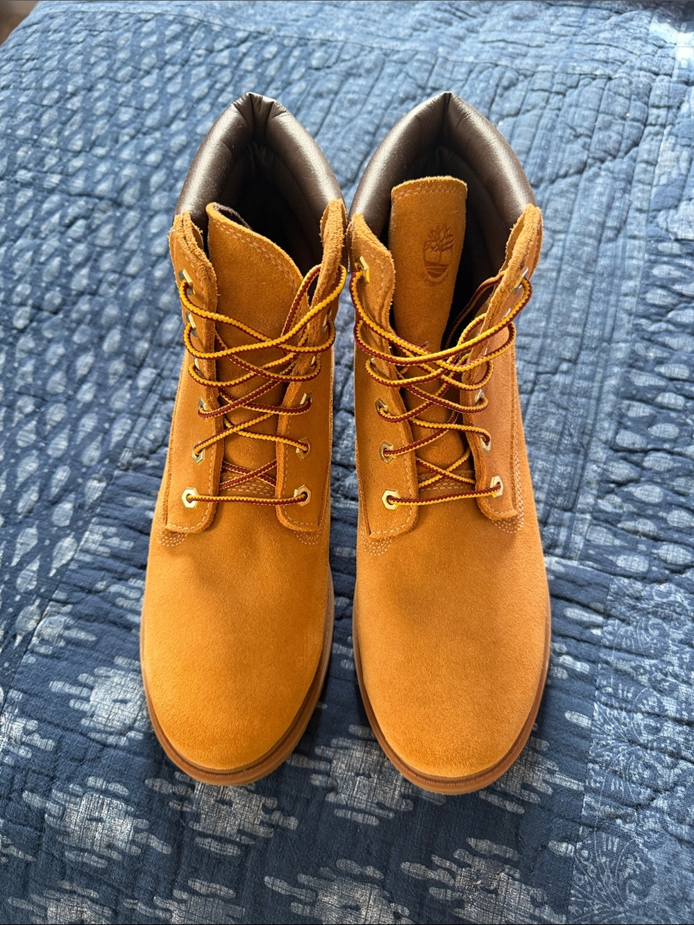 Timberland Women’s Wheat Suede Lace-Up Boots - Tan/Golden